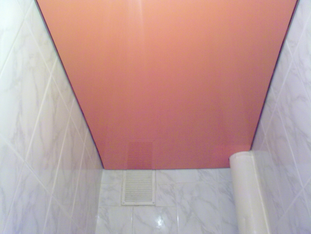 Натяжные потолки в ванную комнату в Балаково - фото, акции, цены — Парадиз